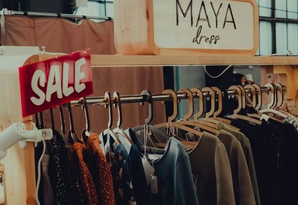 Fashion Item yang Wajib Dimiliki Untuk Penampilan Kerenmu!